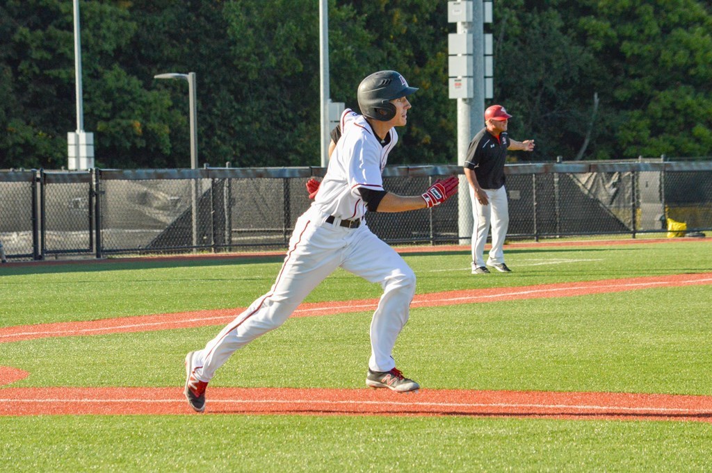 Matt Hoge Baseball Davenport University Athletics